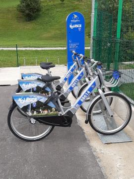 Pumptrack v Debru in KolesCe v Hudi jami 1